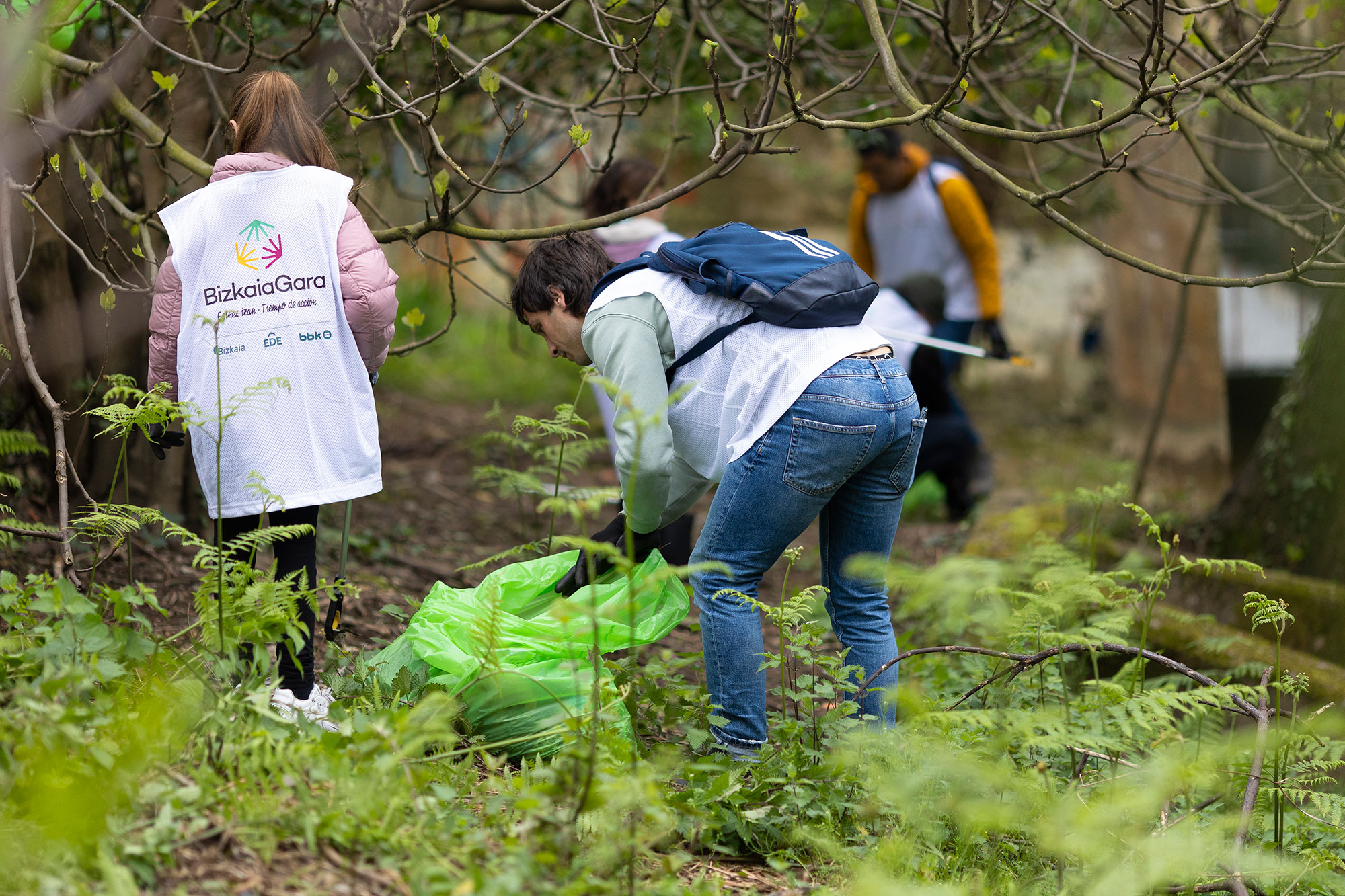 Activación Medioambiental: Experiencia limpieza del río Mañaria (Durango)