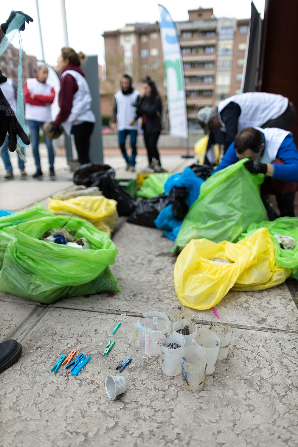 Activación Medioambiental: Experiencia limpieza del río Mañaria (Durango)