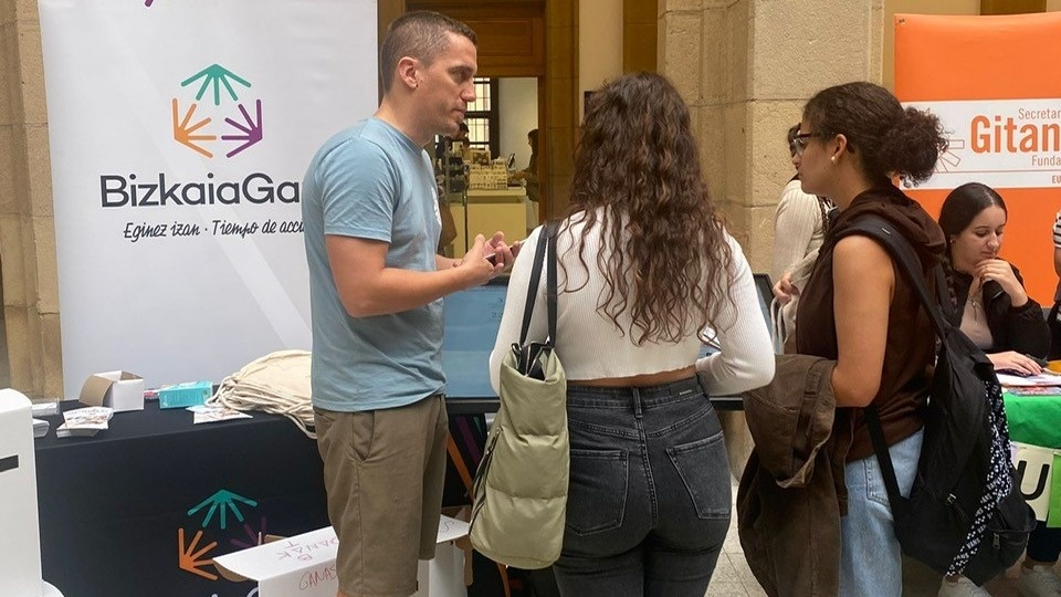 BizkaiaGara, en la Feria del Voluntariado de la Universidad de Deusto