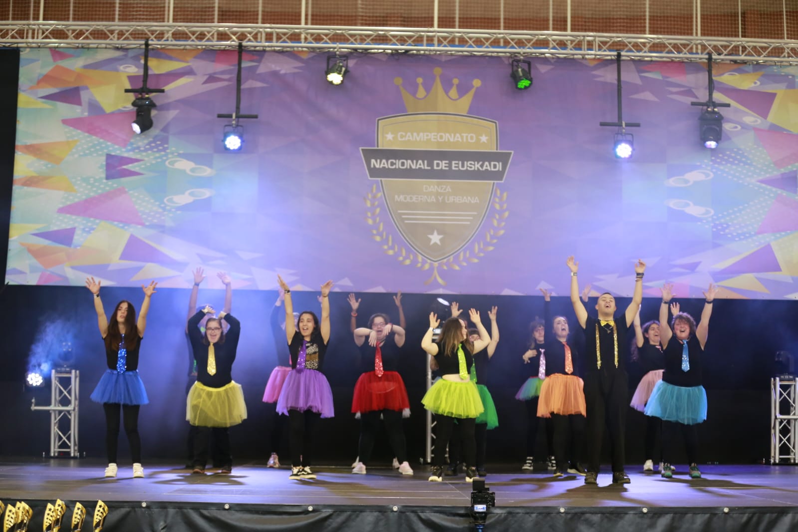 Grupo de Baile Moderno)